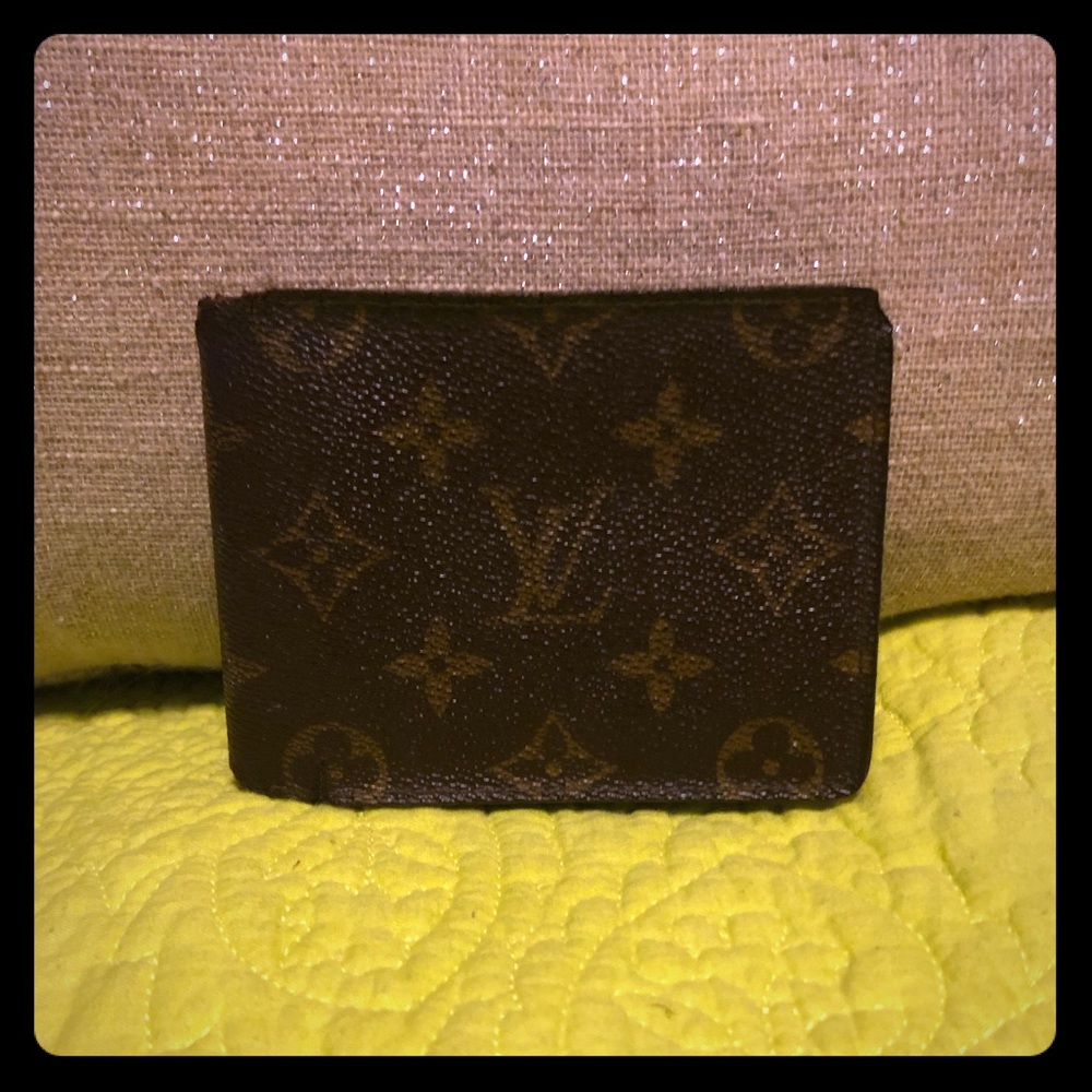 Very Vintage Louis Vuitton Wallet